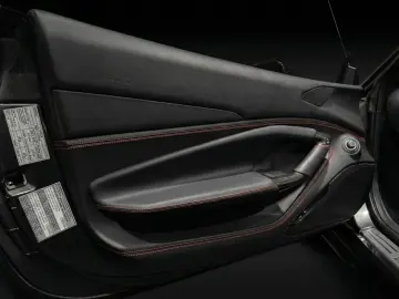 FERRARI F8 Tributo   Carbon   Racing   LED
