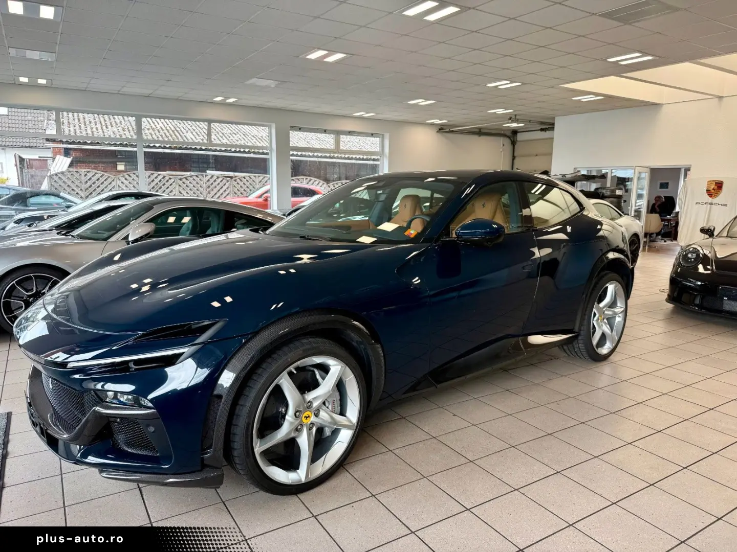 FERRARI Purosangue Panorama Carbon Burmester 360 Matrix