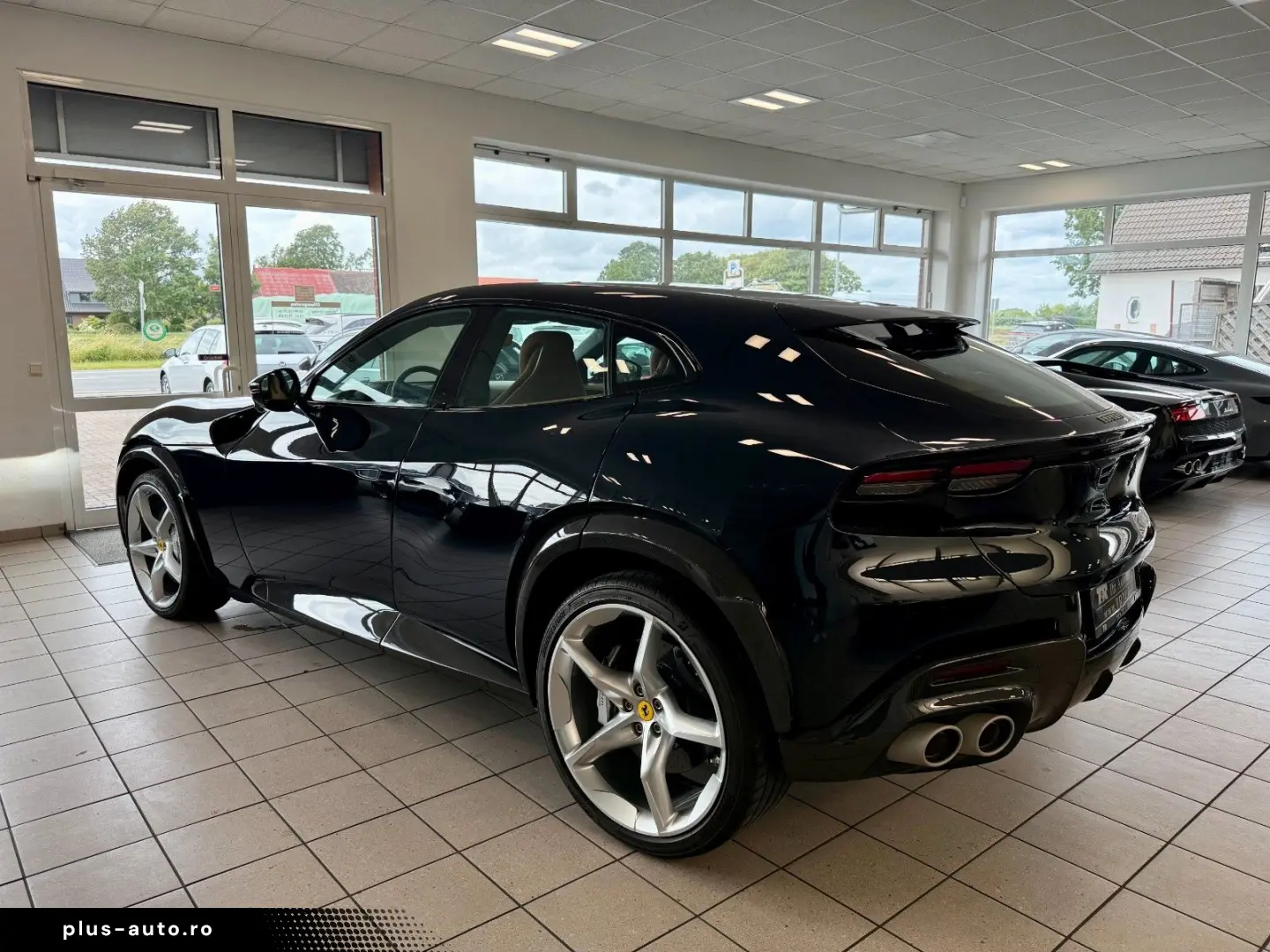 FERRARI Purosangue Panorama Carbon Burmester 360 Matrix