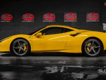 FERRARI F8 Tributo - 1 Owner - Carbon - Daytona