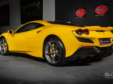 FERRARI F8 Tributo - 1 Owner - Carbon - Daytona