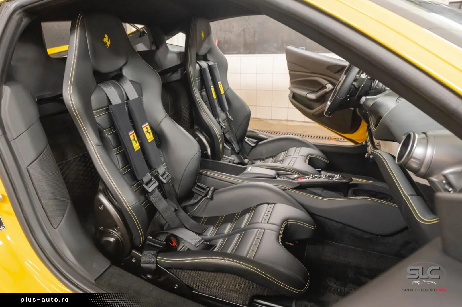 FERRARI F8 Tributo - 1 Owner - Carbon - Daytona