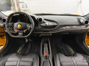 FERRARI F8 Tributo - 1 Owner - Carbon - Daytona