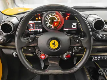 FERRARI F8 Tributo - 1 Owner - Carbon - Daytona