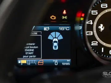 FERRARI F8 Tributo - 1 Owner - Carbon - Daytona