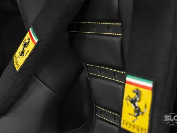 FERRARI F8 Tributo - 1 Owner - Carbon - Daytona