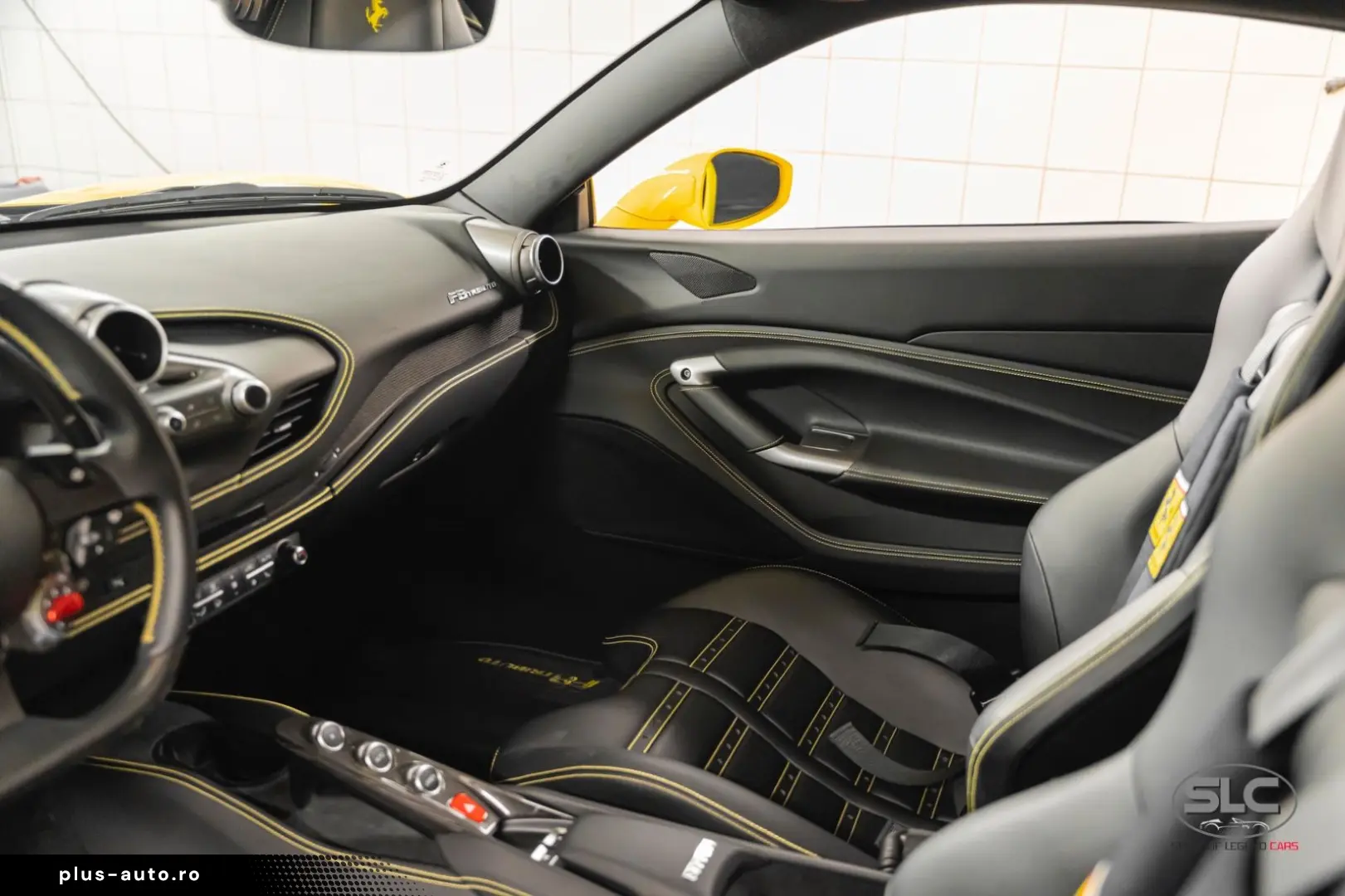 FERRARI F8 Tributo - 1 Owner - Carbon - Daytona