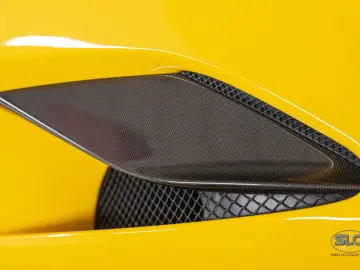 FERRARI F8 Tributo - 1 Owner - Carbon - Daytona