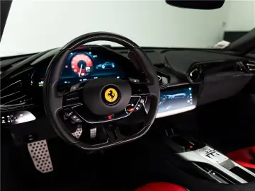 FERRARI 12Cilindri