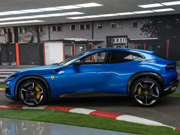 FERRARI Purosangue  EXTRAORDINARY SPEC