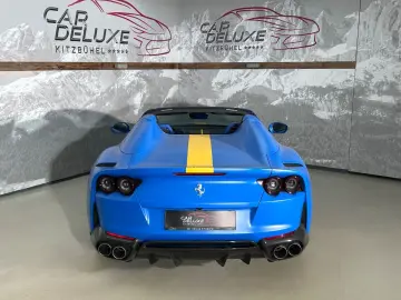 FERRARI 812 GTS Atelier Car Tailor Made Carbon Special