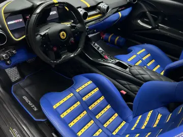 FERRARI 812 GTS Atelier Car Tailor Made Carbon Special