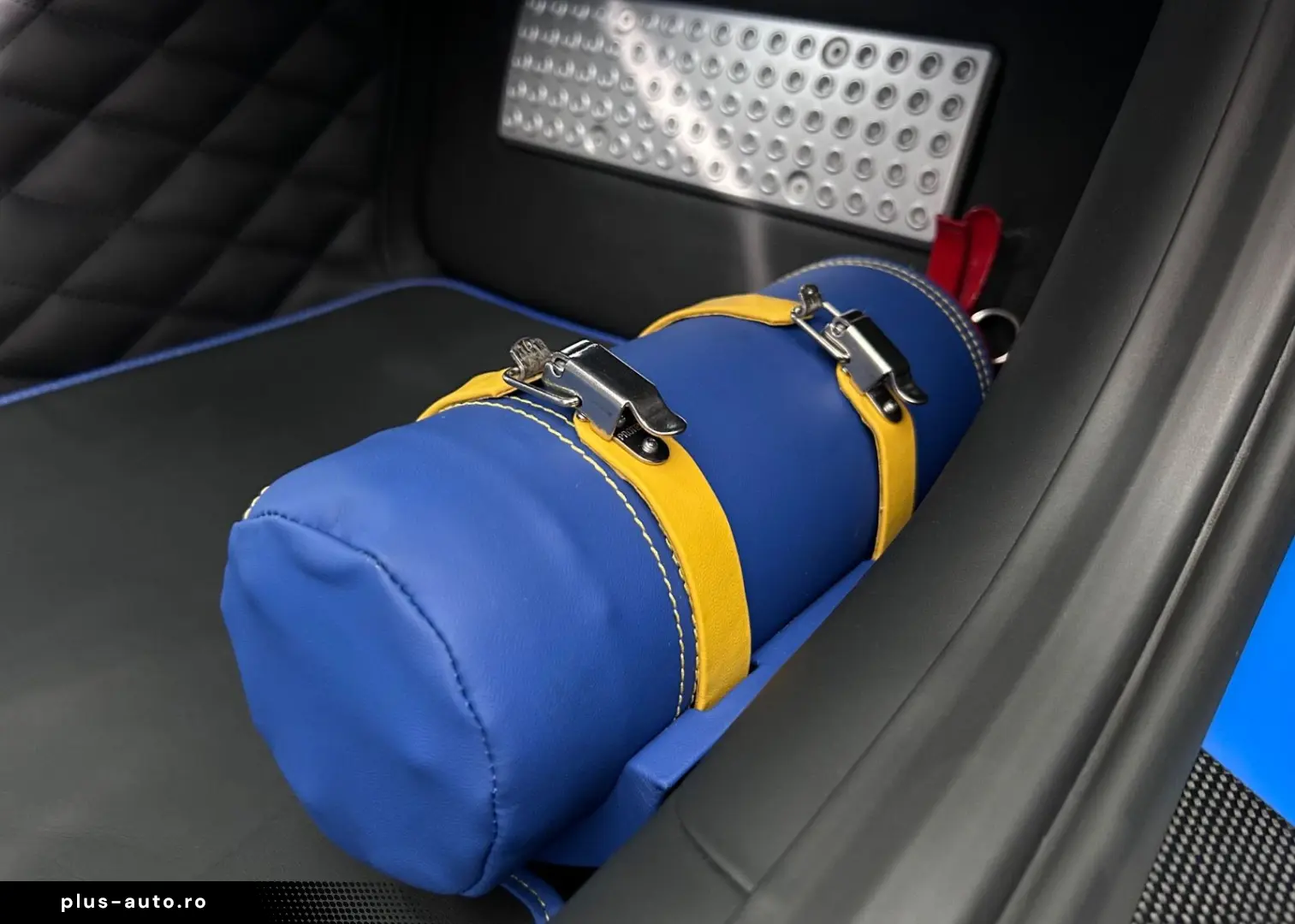 FERRARI 812 GTS Atelier Car Tailor Made Carbon Special