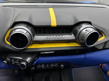 FERRARI 812 GTS Atelier Car Tailor Made Carbon Special