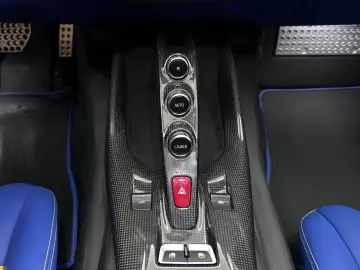 FERRARI 812 GTS Atelier Car Tailor Made Carbon Special