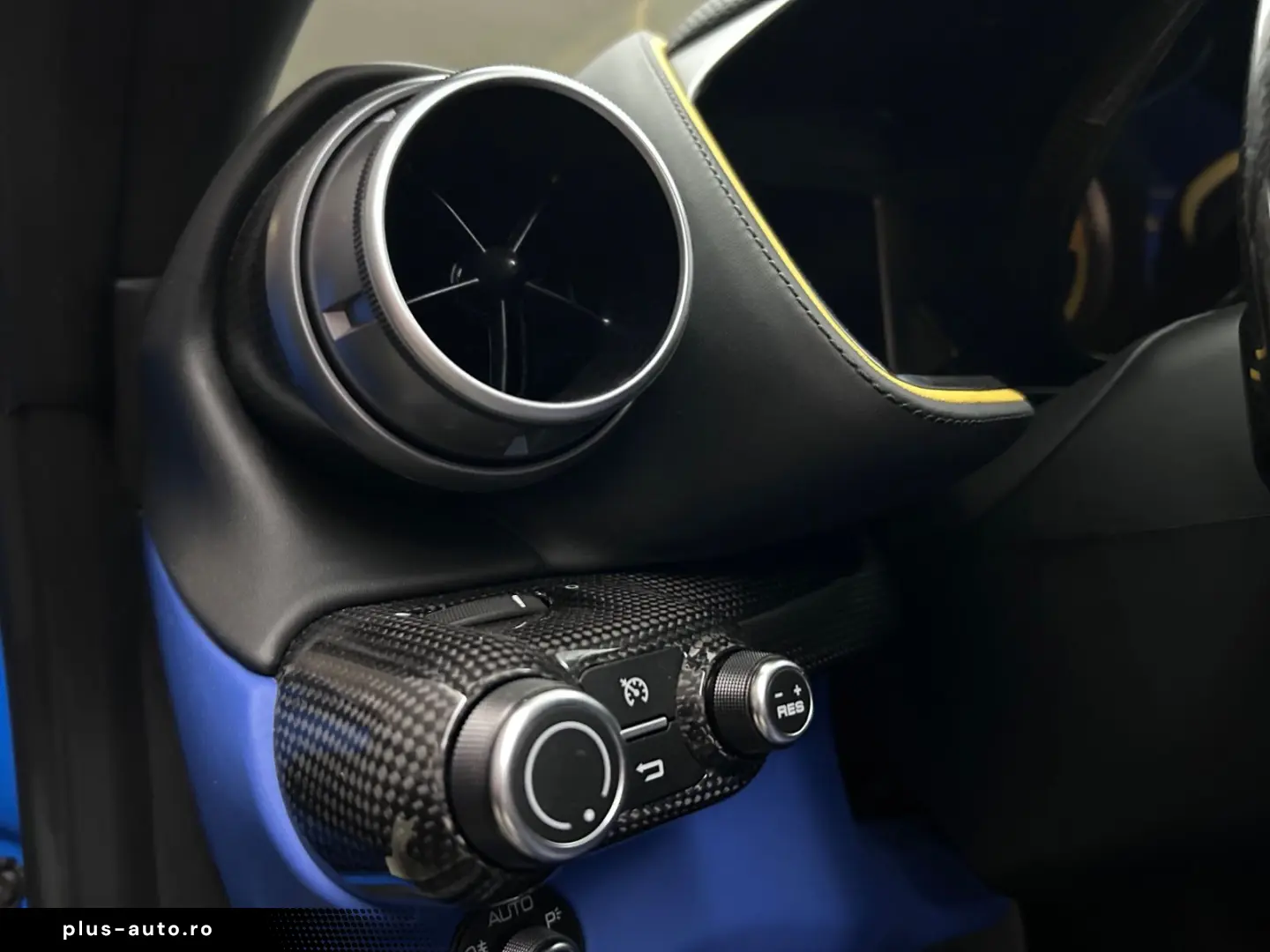 FERRARI 812 GTS Atelier Car Tailor Made Carbon Special