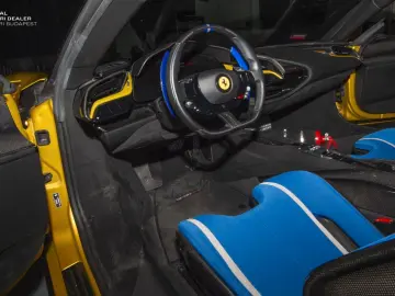 FERRARI SF90 Spider ASSETTO FIORANO FULL CARBON