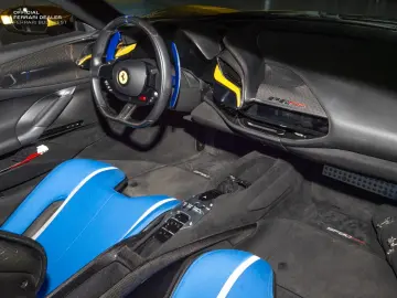 FERRARI SF90 Spider ASSETTO FIORANO FULL CARBON