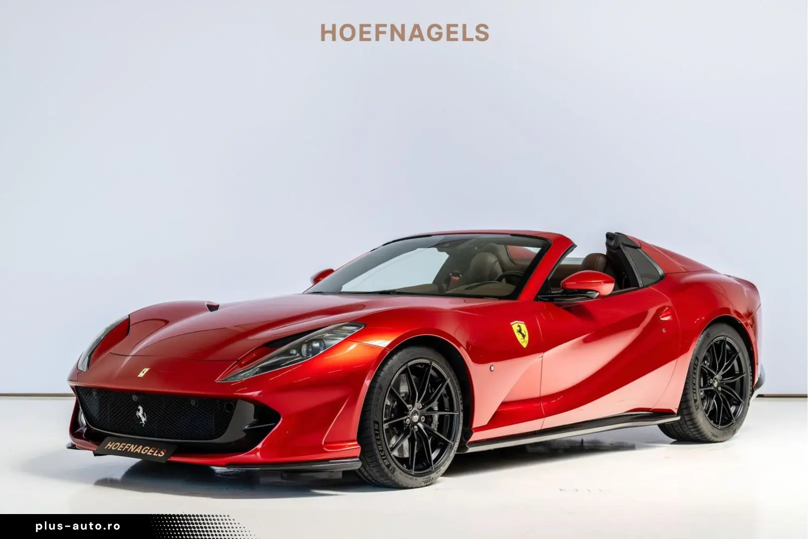 FERRARI 812