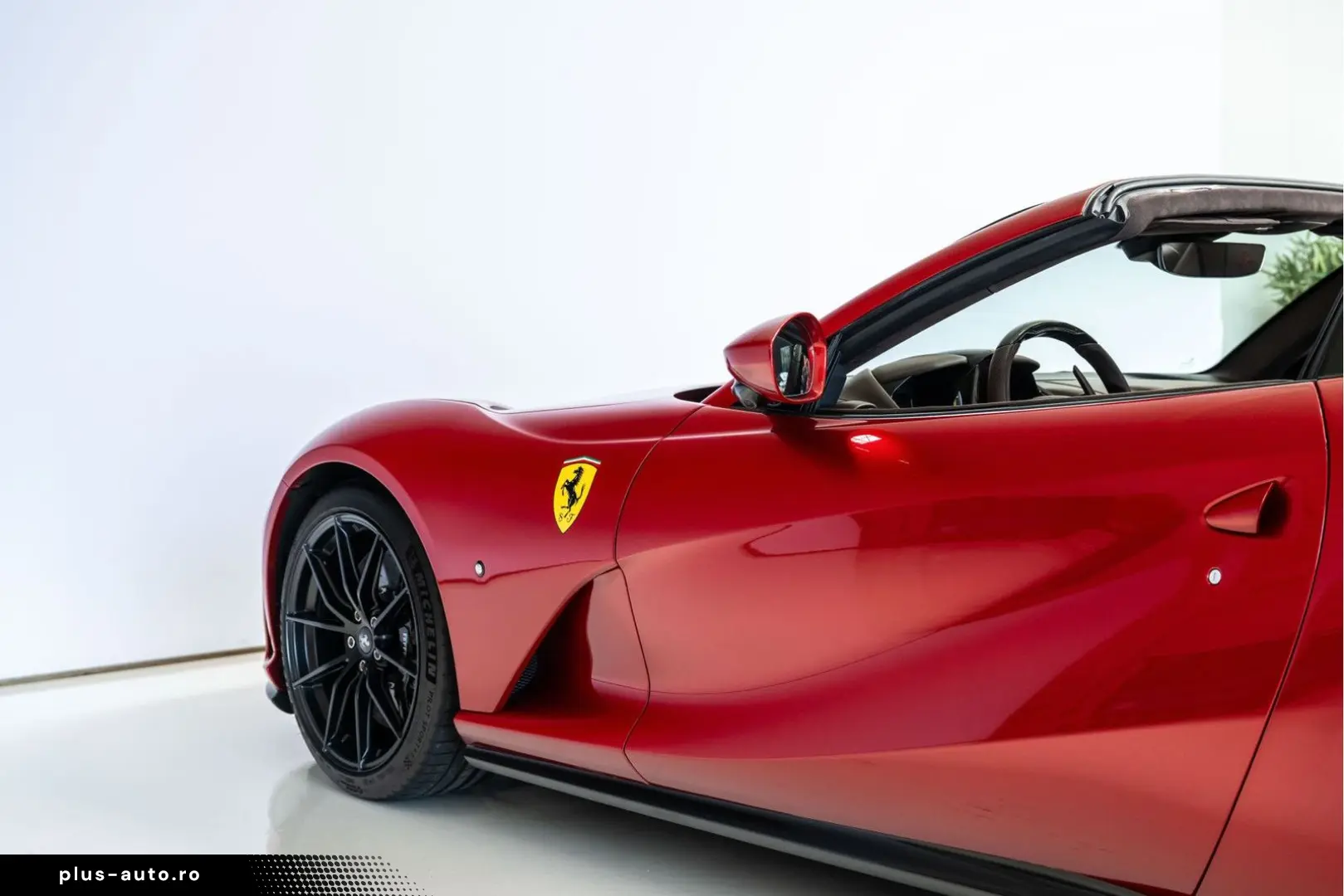 FERRARI 812 2023 — imagine 25