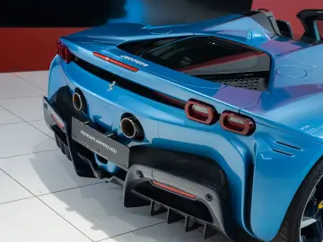 FERRARI SF90 Spider - Kroymans Ferrari