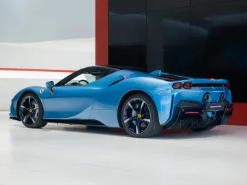 FERRARI SF90 Spider - Kroymans Ferrari