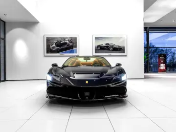 FERRARI SF90 Spider ~Ferrari Munsterhuis~
