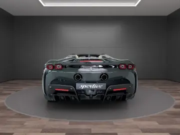 FERRARI SF90 Spider  Sonderfinanzierung