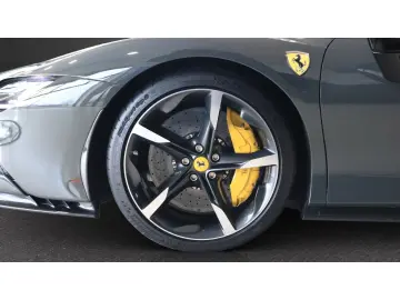 FERRARI SF90 Spider  Sonderfinanzierung