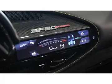 FERRARI SF90 Spider  Sonderfinanzierung