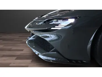 FERRARI SF90 Spider  Sonderfinanzierung