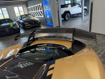FERRARI SF90 TAILOR MADE ISPIRAZIONI CARBON SPOILER 1of1