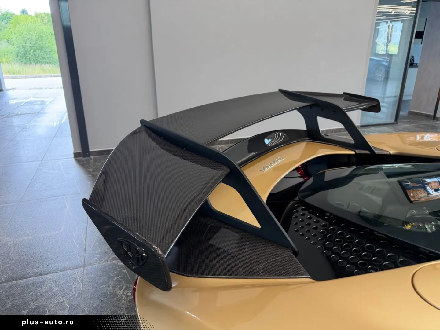 FERRARI SF90 TAILOR MADE ISPIRAZIONI CARBON SPOILER 1of1