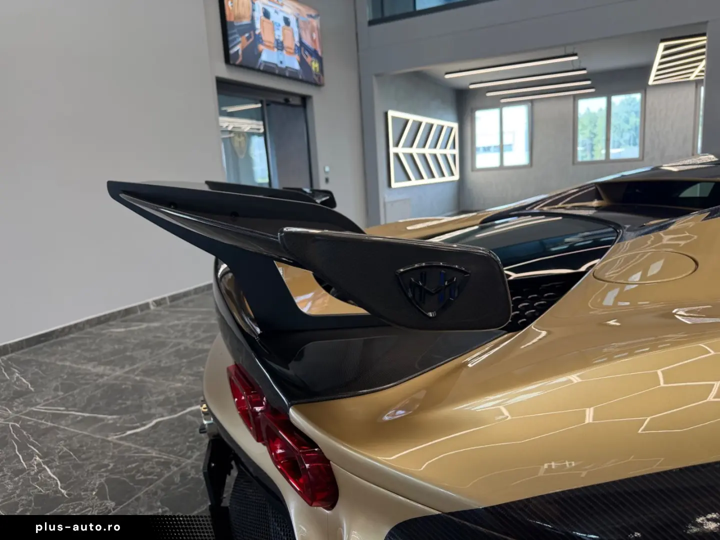 FERRARI SF90 TAILOR MADE ISPIRAZIONI CARBON SPOILER 1of1