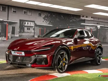 FERRARI Purosangue  ROSSO RUBINO METALLIZZATO FINISH