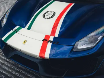 FERRARI 488 Pista Piloti   Tailor Made Blu TourDeFrance