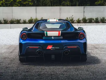 FERRARI 488 Pista Piloti   Tailor Made Blu TourDeFrance