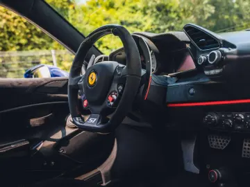FERRARI 488 Pista Piloti   Tailor Made Blu TourDeFrance