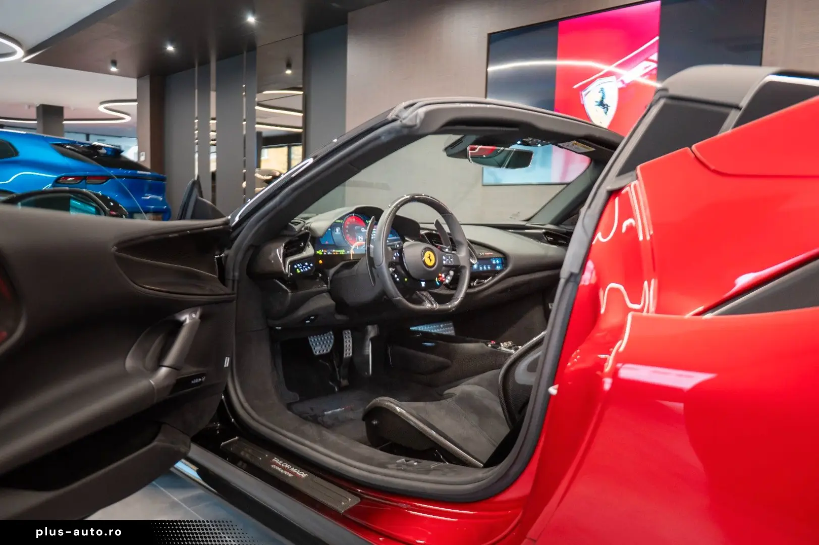 FERRARI SF90 Spider TAILOR MADE 1 1 TWO-TONE