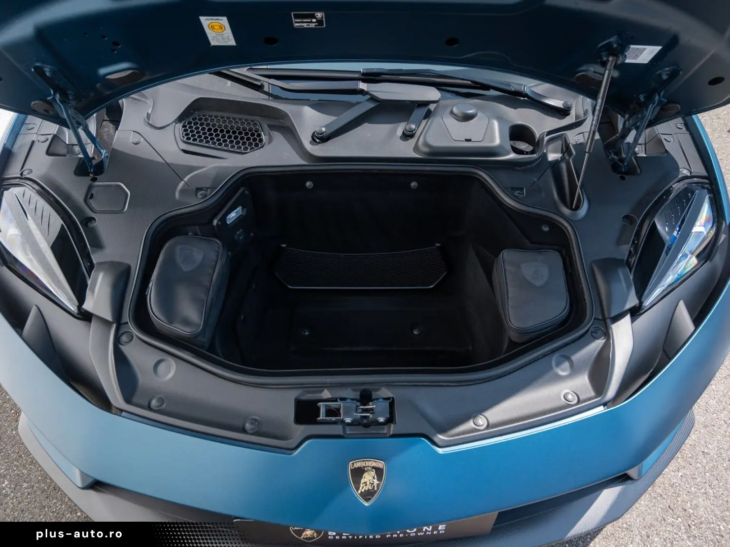 LAMBORGHINI Temerario BLU MARINUS MATT FULL CARBON SONUS FAB