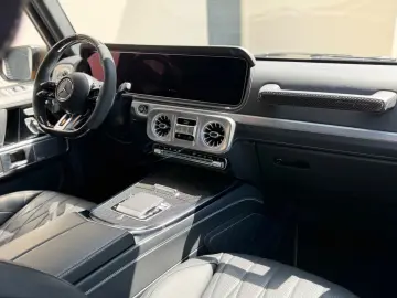 MERCEDES-BENZ G 63 AMG BRABUS 800 FULL CARBON  800 PS