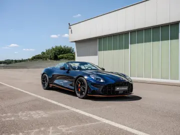 ASTON MARTIN Vanquish Volante Q CARBON GLOSS BLACK BESPOKE