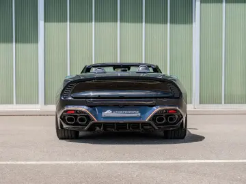 ASTON MARTIN Vanquish Volante Q CARBON GLOSS BLACK BESPOKE