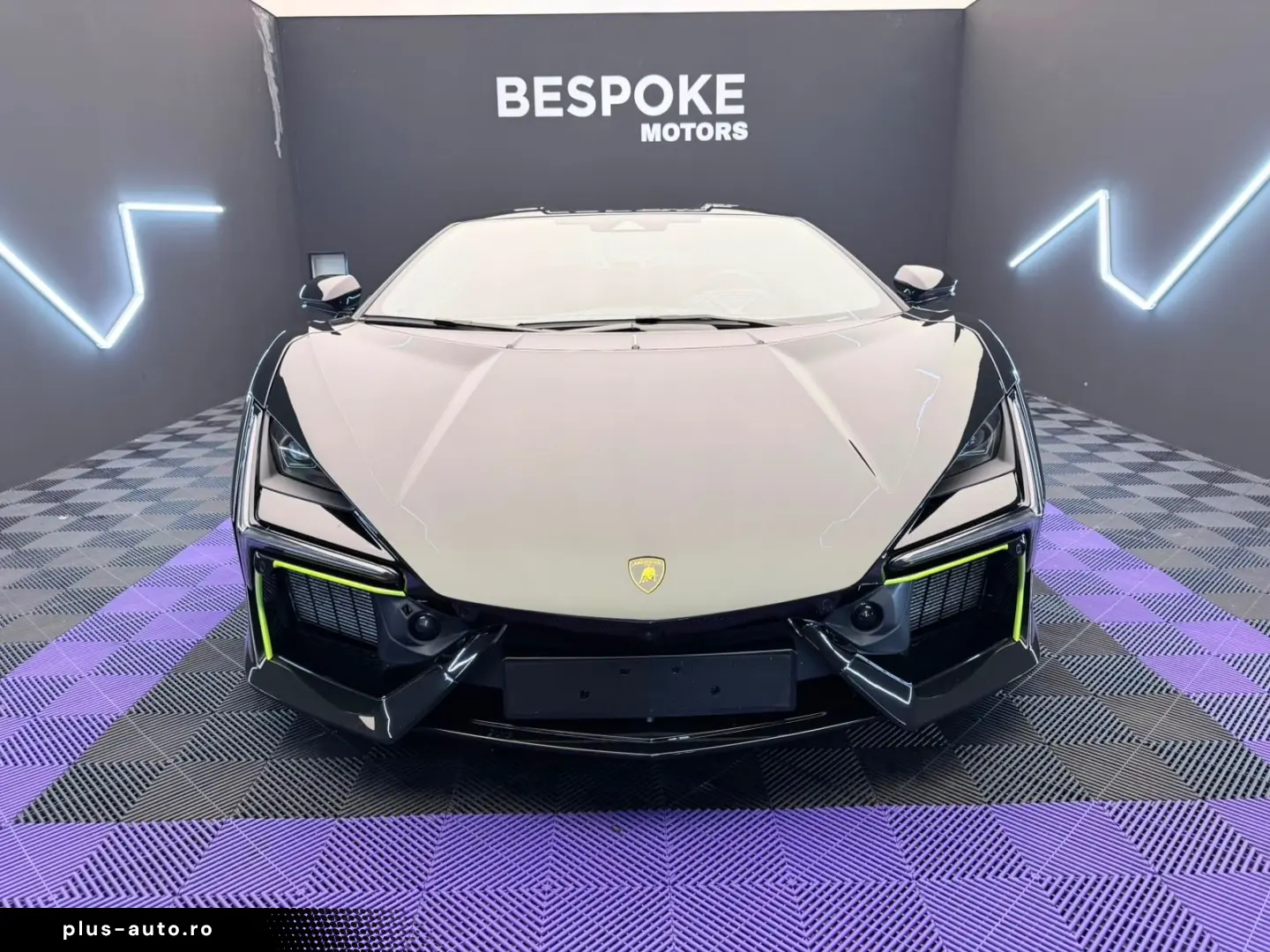 LAMBORGHINI Revuelto- Ad Personan- Carbon- Sonos