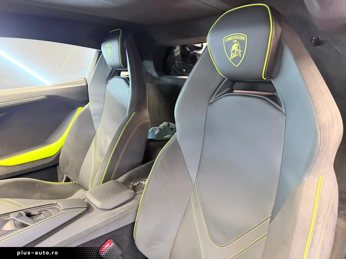 LAMBORGHINI Revuelto- Ad Personan- Carbon- Sonos