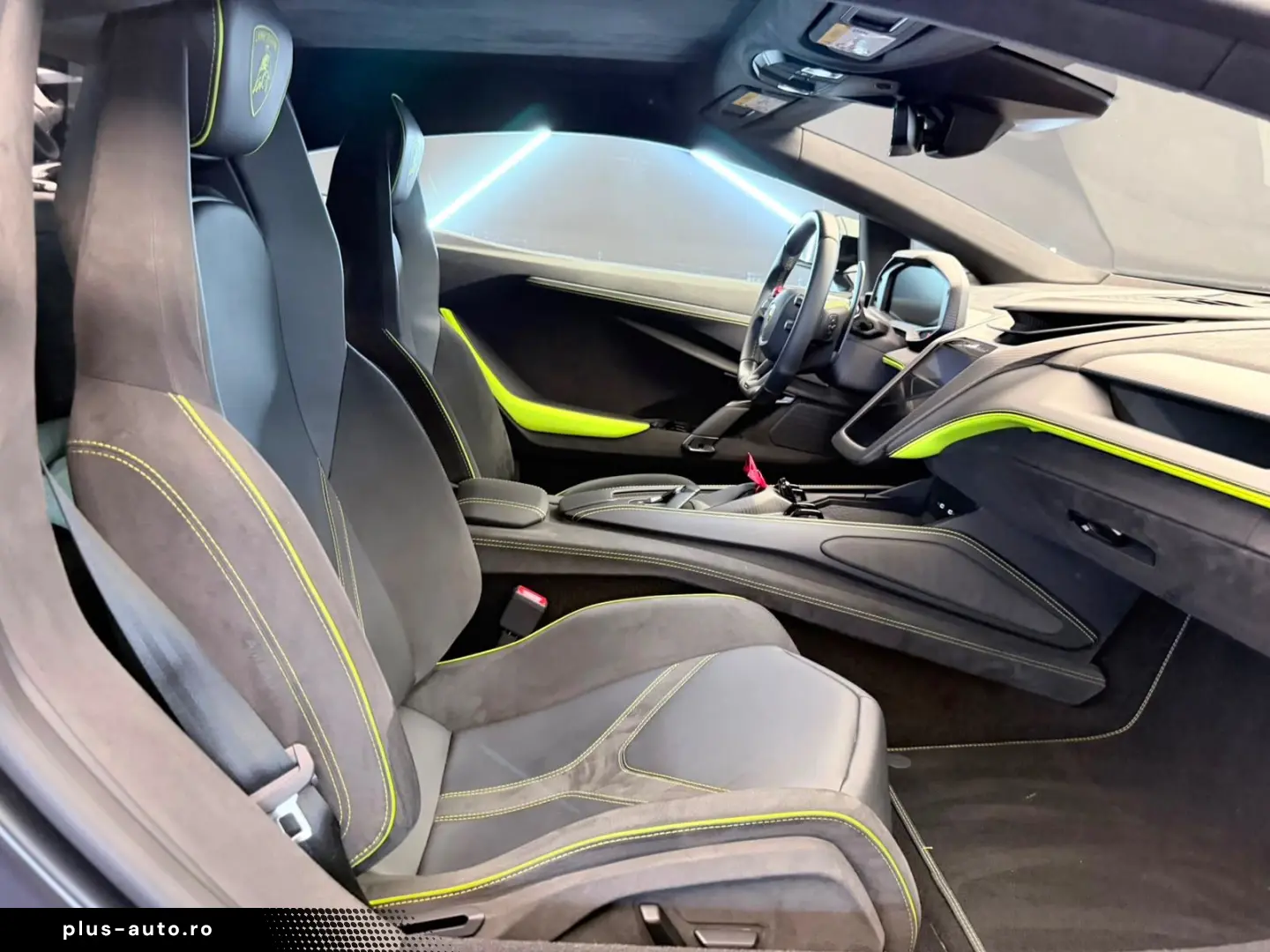 LAMBORGHINI Revuelto- Ad Personan- Carbon- Sonos