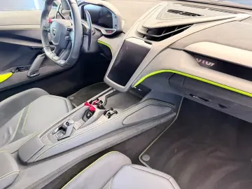 LAMBORGHINI Revuelto- Ad Personan- Carbon- Sonos