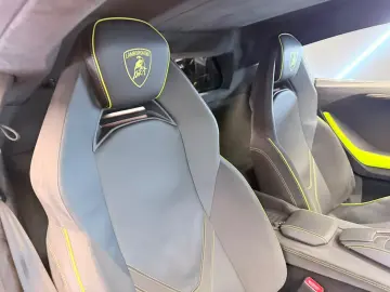 LAMBORGHINI Revuelto- Ad Personan- Carbon- Sonos
