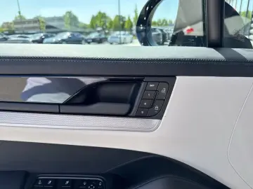Porsche Cayenne E-Hybrid Sport Chrono