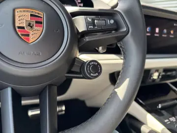 Porsche Cayenne E-Hybrid Sport Chrono
